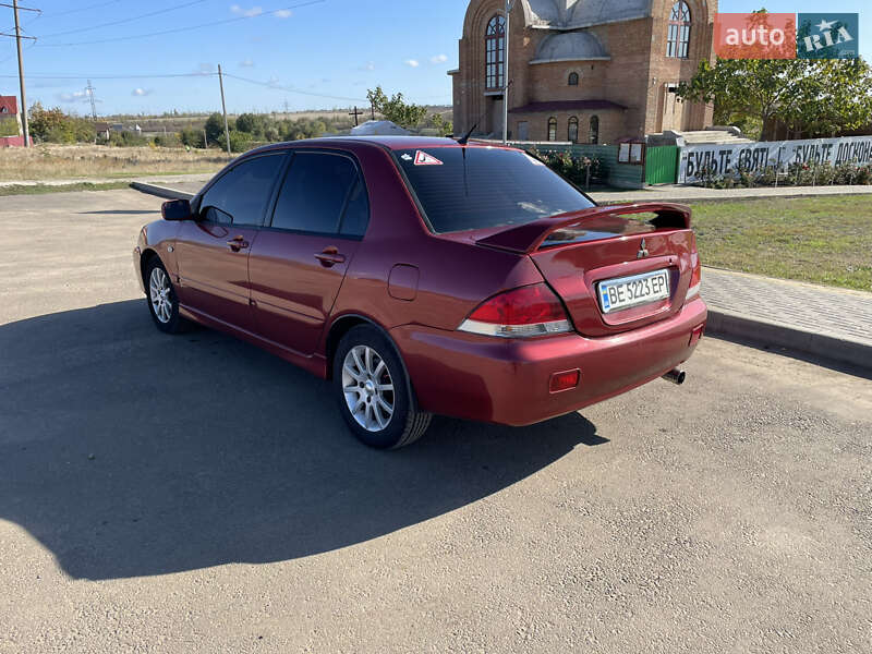 Седан Mitsubishi Lancer 2006 в Николаеве