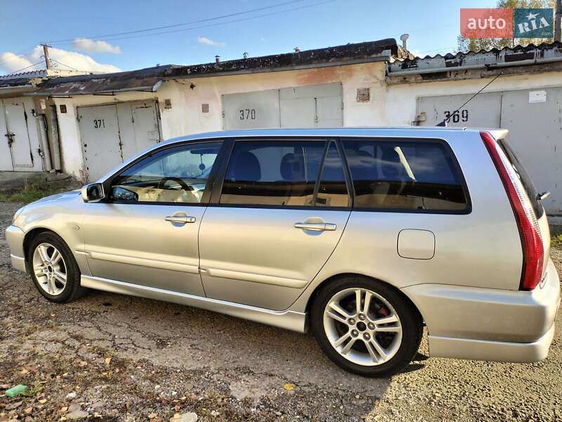 Універсал Mitsubishi Lancer 2006 в Чернівцях
