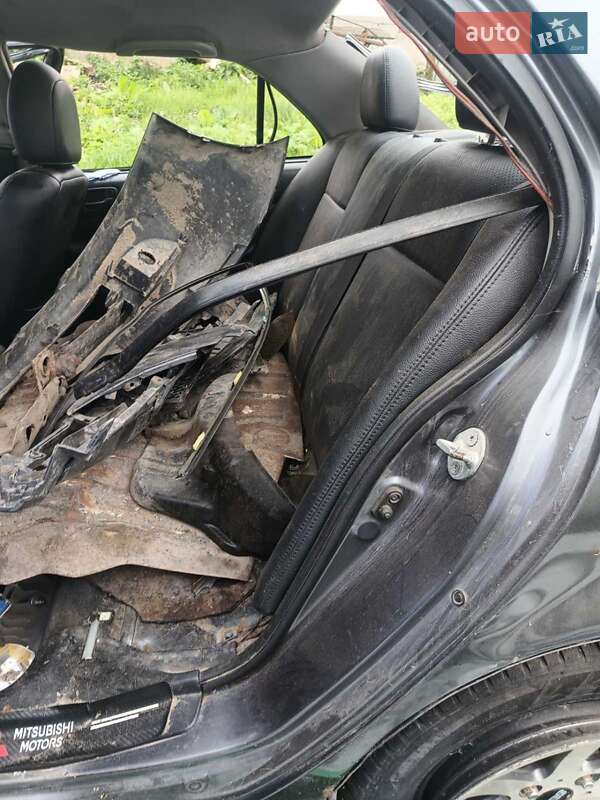 Седан Mitsubishi Lancer 2007 в Тернополе фото 11 Седан Mitsubishi Lancer 2007 в Тернополе