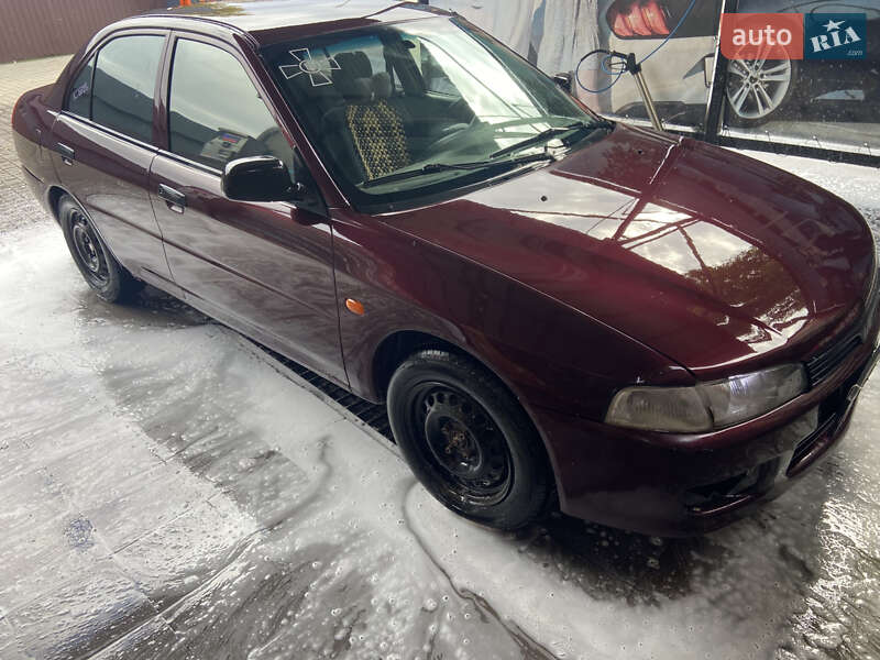 Седан Mitsubishi Lancer 1997 в Лиманському
