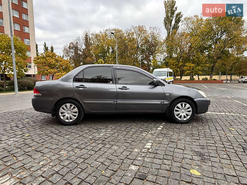 Седан Mitsubishi Lancer 2009 в Одессе