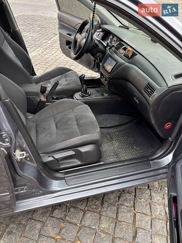 Седан Mitsubishi Lancer 2009 в Одессе