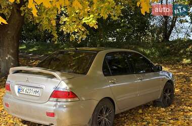 Седан Mitsubishi Lancer 2008 в  фото 16 Седан Mitsubishi Lancer 2008 в