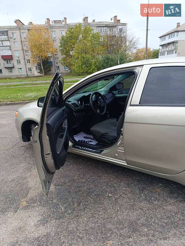 Седан Mitsubishi Lancer 2007 в Драбове фото 3 Седан Mitsubishi Lancer 2007 в Драбове