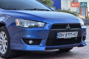 Седан Mitsubishi Lancer 2011 в  фото 7 Седан Mitsubishi Lancer 2011 в