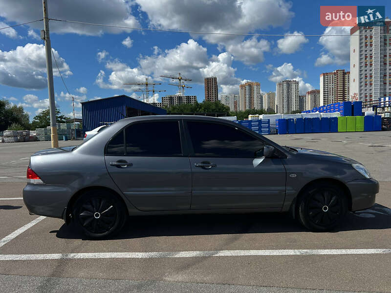 Mitsubishi Lancer 2006