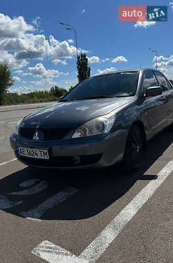 Седан Mitsubishi Lancer 2006 в  фото 6 Седан Mitsubishi Lancer 2006 в