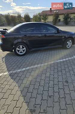 Седан Mitsubishi Lancer 2011 в  фото 4 Седан Mitsubishi Lancer 2011 в
