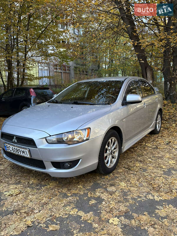 Седан Mitsubishi Lancer 2011 в Львові фото 6 Седан Mitsubishi Lancer 2011 в Львові