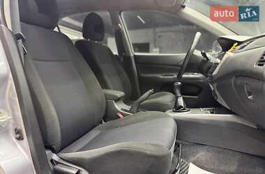 Седан Mitsubishi Lancer 2008 в Черновцах