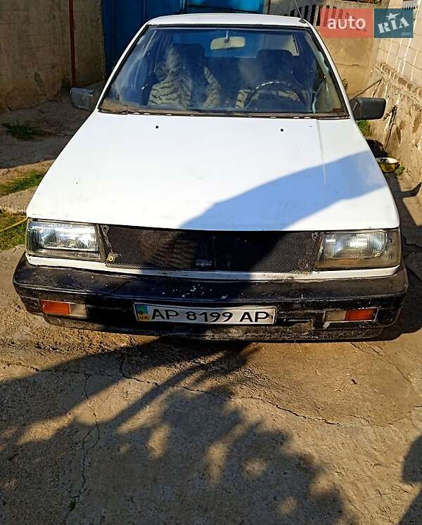 Седан Mitsubishi Lancer 1987 в Запорожье фото 2 Седан Mitsubishi Lancer 1987 в Запорожье