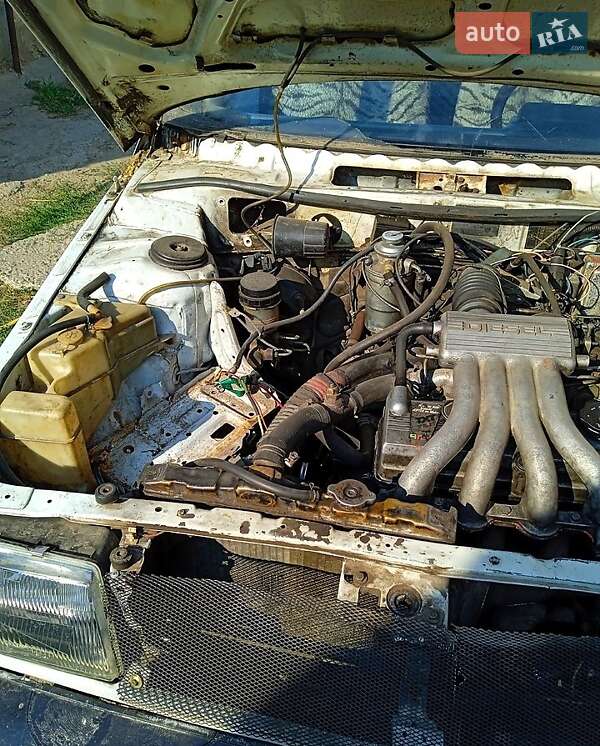 Седан Mitsubishi Lancer 1987 в Запорожье фото 4 Седан Mitsubishi Lancer 1987 в Запорожье