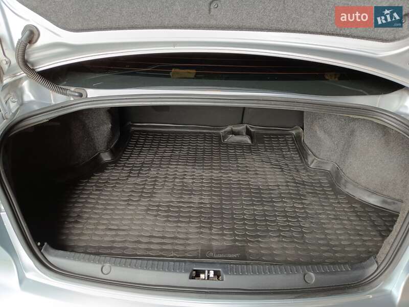 Седан Mitsubishi Lancer 2008 в Днепре