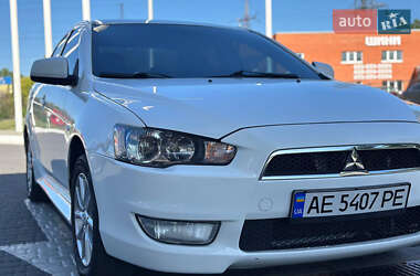Седан Mitsubishi Lancer 2015 в 