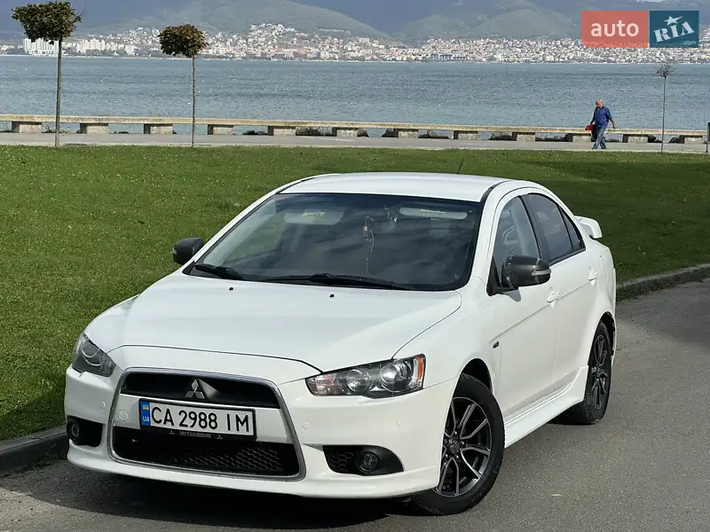 Mitsubishi Lancer 2015