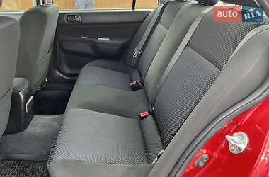 Седан Mitsubishi Lancer 2009 в  фото 35 Седан Mitsubishi Lancer 2009 в
