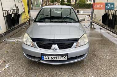 Седан Mitsubishi Lancer 2005 в  фото 2 Седан Mitsubishi Lancer 2005 в