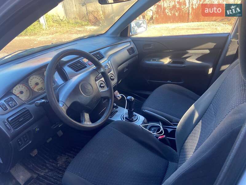 Седан Mitsubishi Lancer 2005 в Черновцах фото 8 Седан Mitsubishi Lancer 2005 в Черновцах