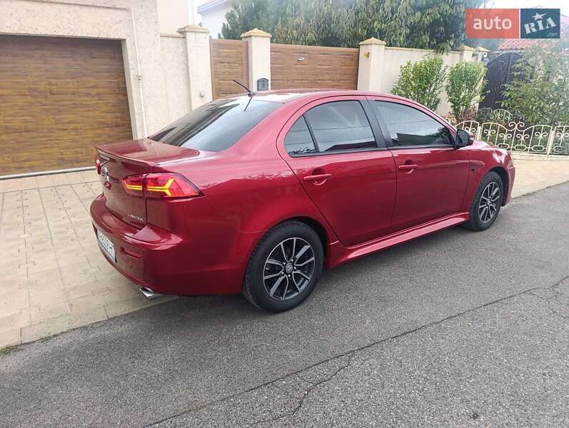 Седан Mitsubishi Lancer 2016 в Одессе