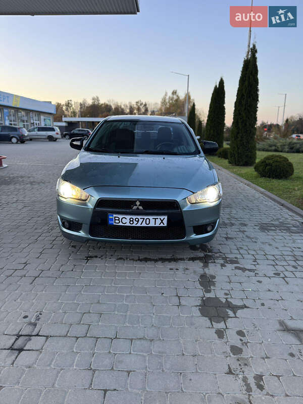 Седан Mitsubishi Lancer 2007 в Самборе