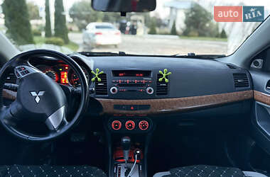 Седан Mitsubishi Lancer 2007 в  фото 14 Седан Mitsubishi Lancer 2007 в