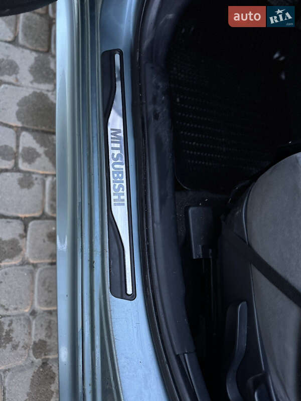 Седан Mitsubishi Lancer 2007 в Самборе