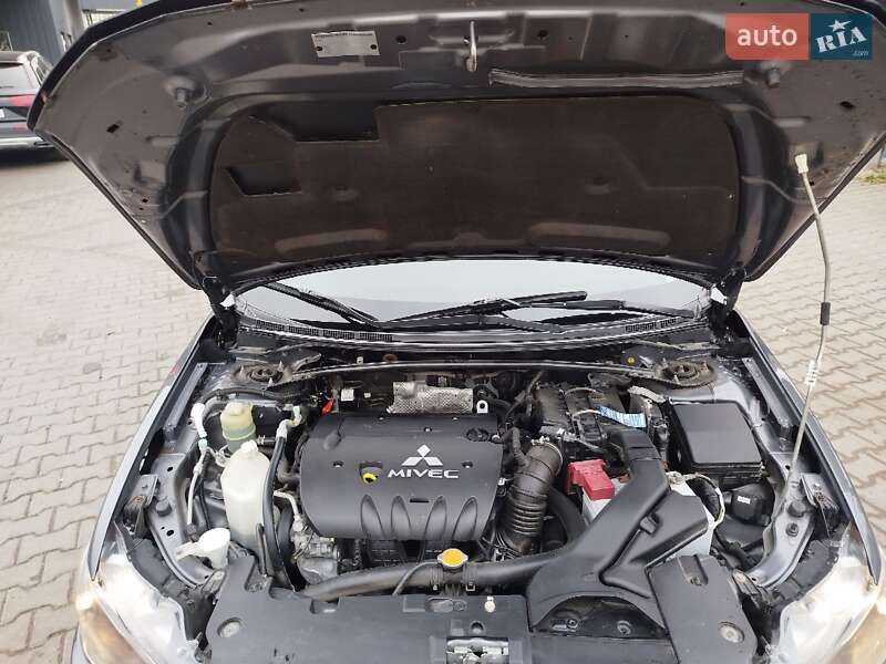 Седан Mitsubishi Lancer 2008 в Хмельницком фото 48 Седан Mitsubishi Lancer 2008 в Хмельницком