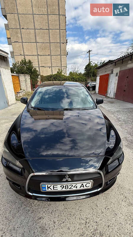 Седан Mitsubishi Lancer 2013 в Днепре