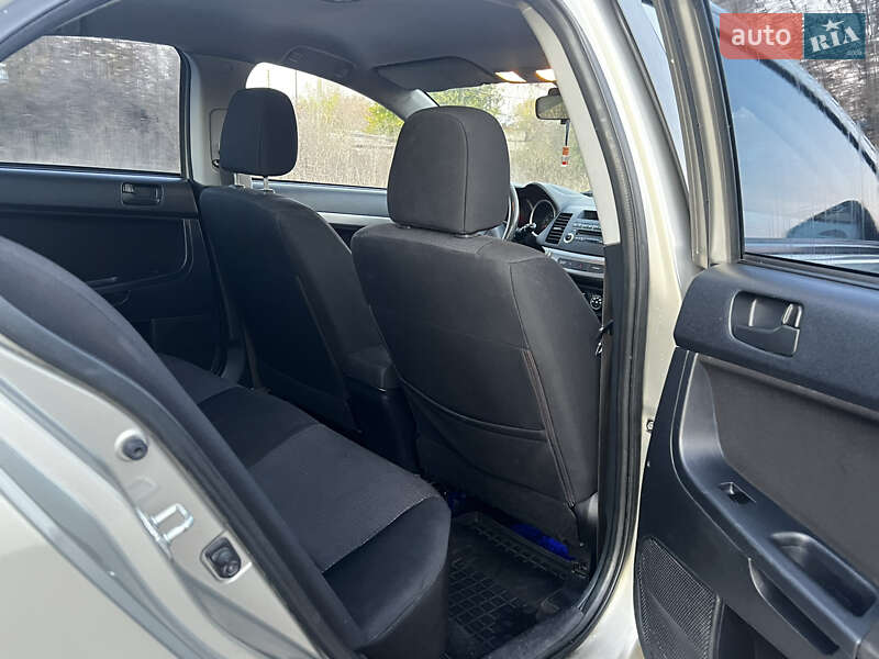 Седан Mitsubishi Lancer 2007 в Борисполі фото 18 Седан Mitsubishi Lancer 2007 в Борисполі