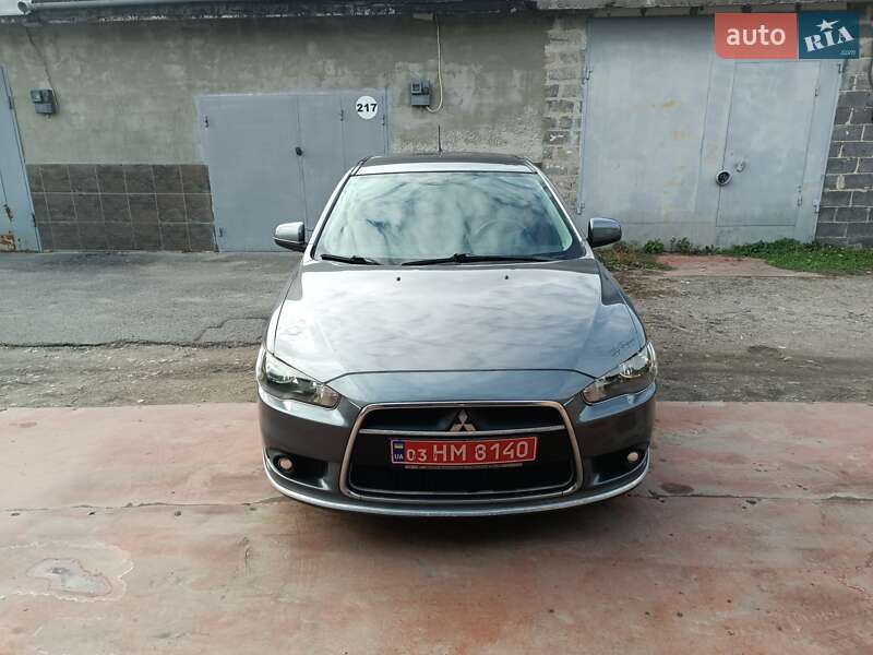 Хэтчбек Mitsubishi Lancer 2011 в Харькове фото 5 Хэтчбек Mitsubishi Lancer 2011 в Харькове