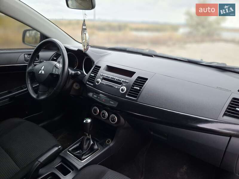 Хетчбек Mitsubishi Lancer 2008 в Новомосковську