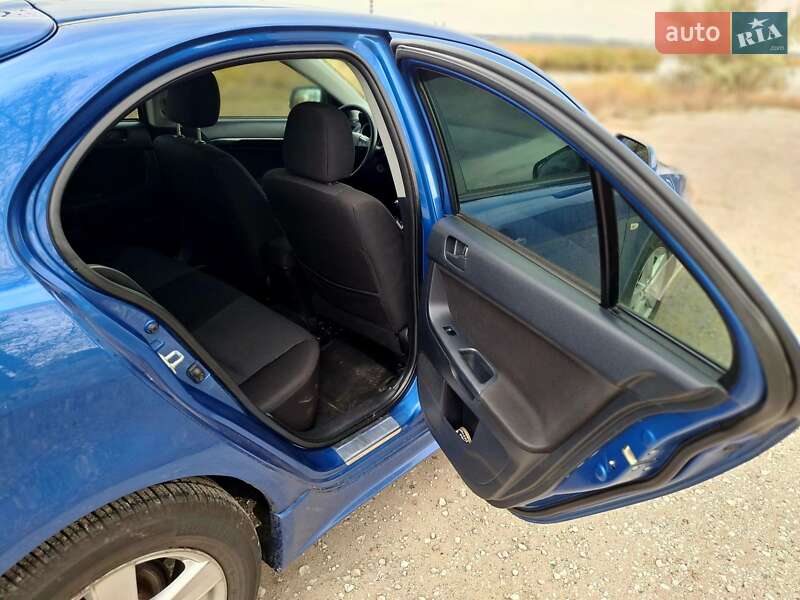 Хетчбек Mitsubishi Lancer 2008 в Новомосковську