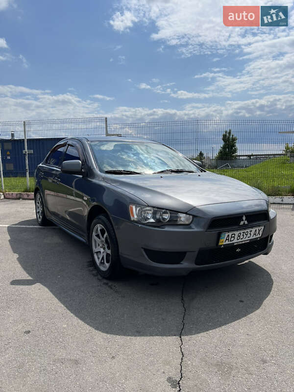 Седан Mitsubishi Lancer 2008 в Виннице