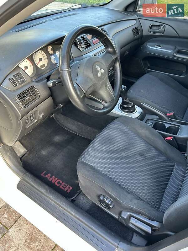 Универсал Mitsubishi Lancer 2008 в Ивано-Франковске фото 11 Универсал Mitsubishi Lancer 2008 в Ивано-Франковске