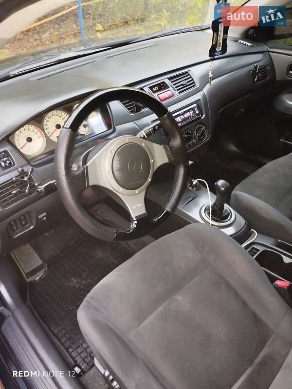 Универсал Mitsubishi Lancer 2004 в Славянске