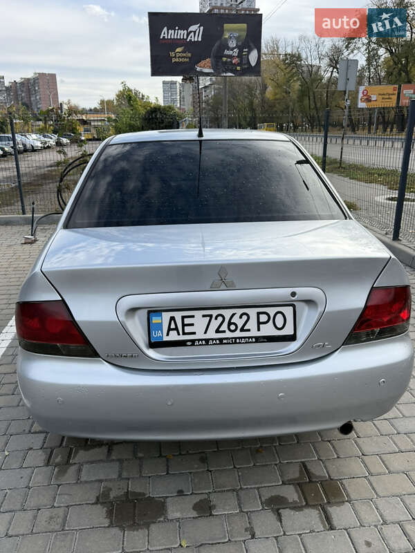 Седан Mitsubishi Lancer 2004 в Дніпрі фото 4 Седан Mitsubishi Lancer 2004 в Дніпрі