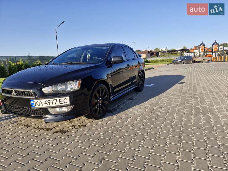 Седан Mitsubishi Lancer 2009 в Виннице
