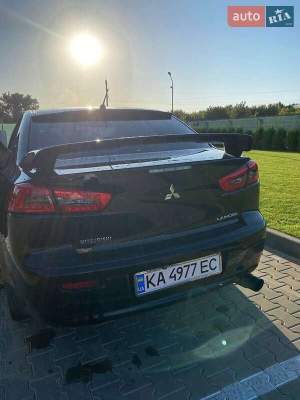 Седан Mitsubishi Lancer 2009 в Виннице