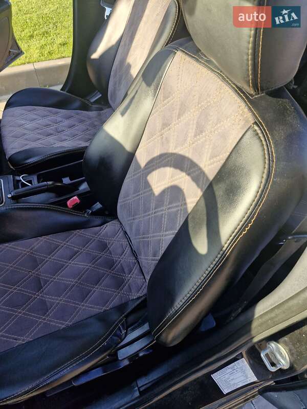 Седан Mitsubishi Lancer 2009 в Виннице