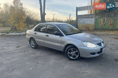 Седан Mitsubishi Lancer 2004 в Теофиполе