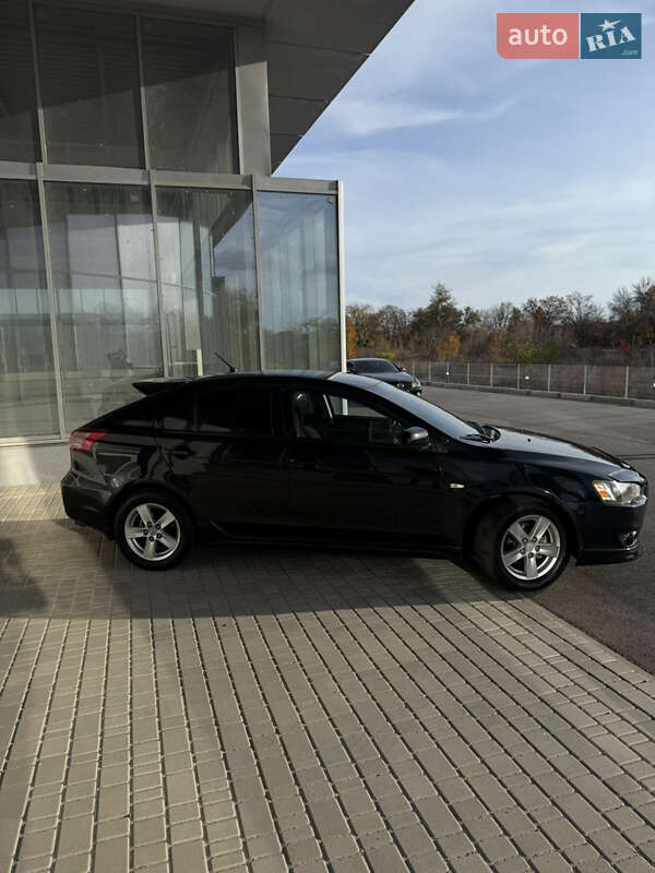 Хетчбек Mitsubishi Lancer 2008 в Дніпрі фото 6 Хетчбек Mitsubishi Lancer 2008 в Дніпрі