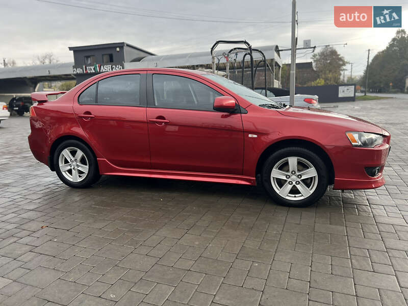 Седан Mitsubishi Lancer 2008 в Перечине