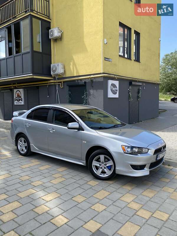 Седан Mitsubishi Lancer 2009 в Турці