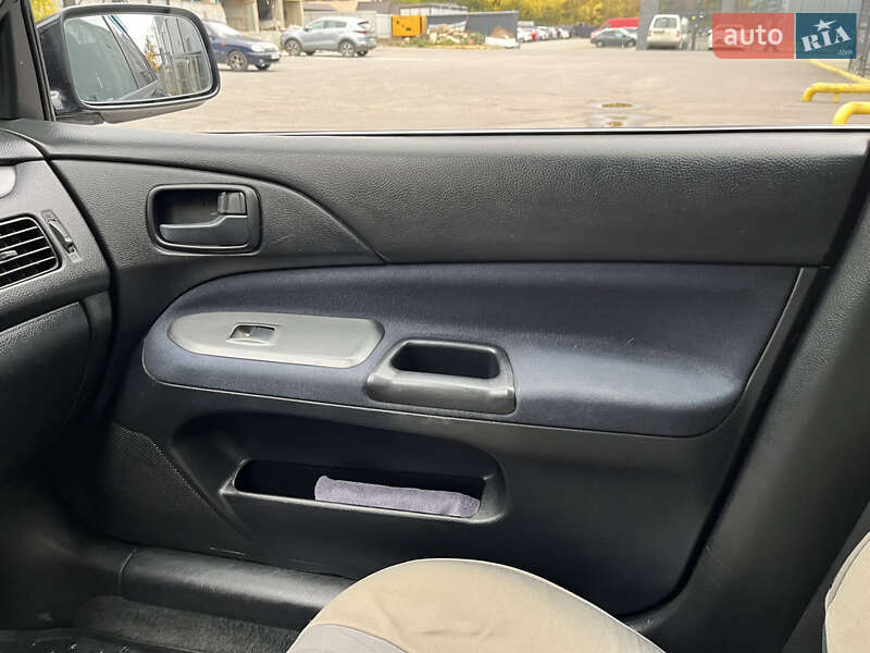 Седан Mitsubishi Lancer 2008 в Ужгороде фото 15 Седан Mitsubishi Lancer 2008 в Ужгороде