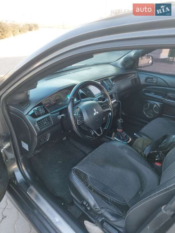 Седан Mitsubishi Lancer 2004 в Білогородці фото 12 Седан Mitsubishi Lancer 2004 в Білогородці