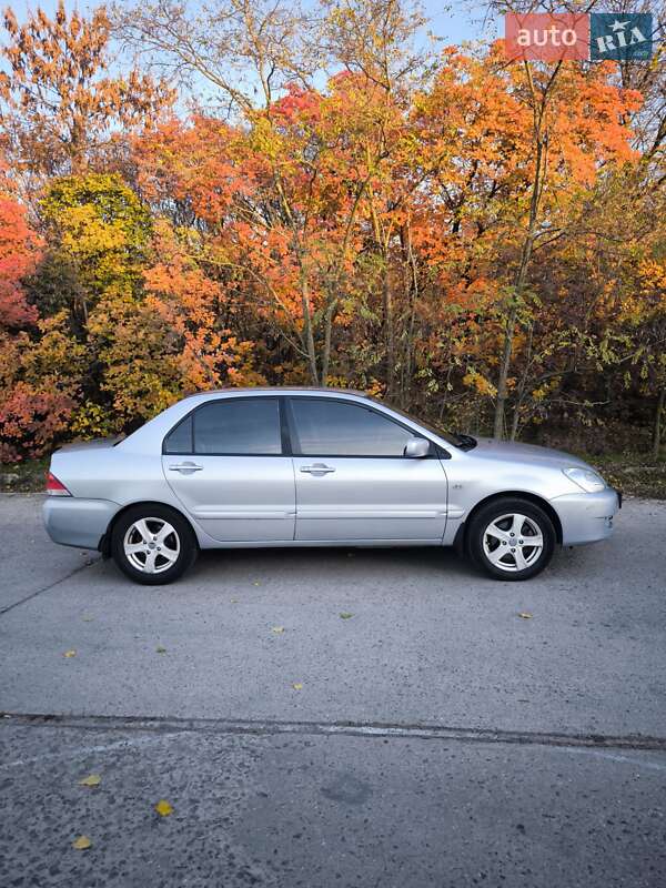 Седан Mitsubishi Lancer 2008 в Южноукраїнську