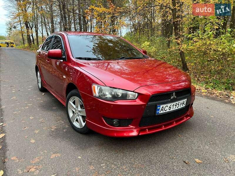 Седан Mitsubishi Lancer 2008 в Луцке