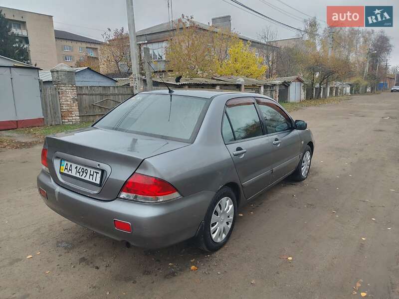 Седан Mitsubishi Lancer 2008 в Золотоноше