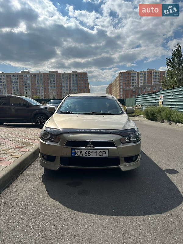 Седан Mitsubishi Lancer 2007 в Киеве