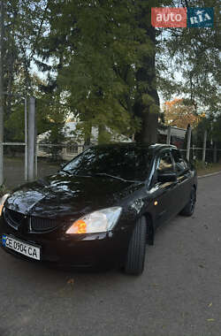 Седан Mitsubishi Lancer 2006 в Черновцах